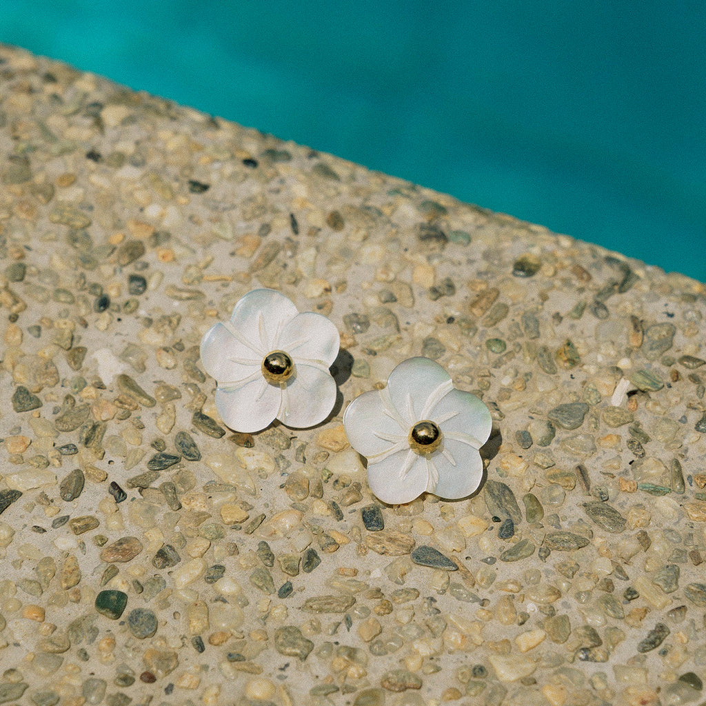 Chuchi Earrings in Mother of Pearl