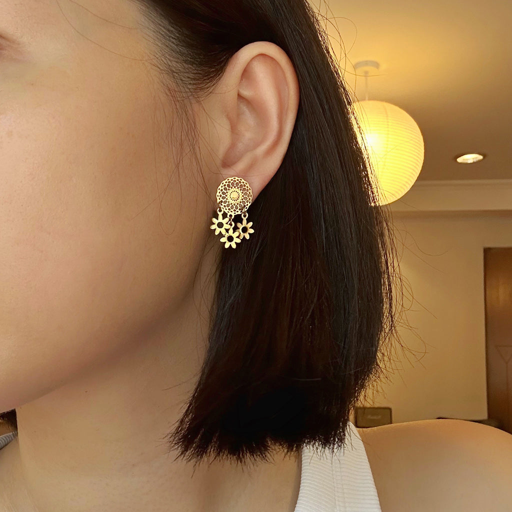Lilo Earrings in Gold (Limited)