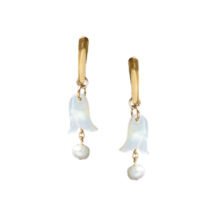 Nini Earrings in Mother of Pearl