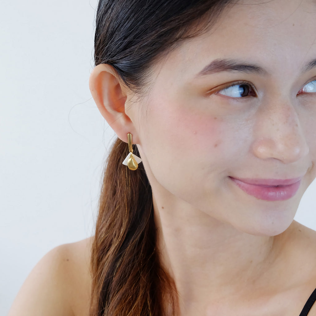 Juliette Earrings in Shell
